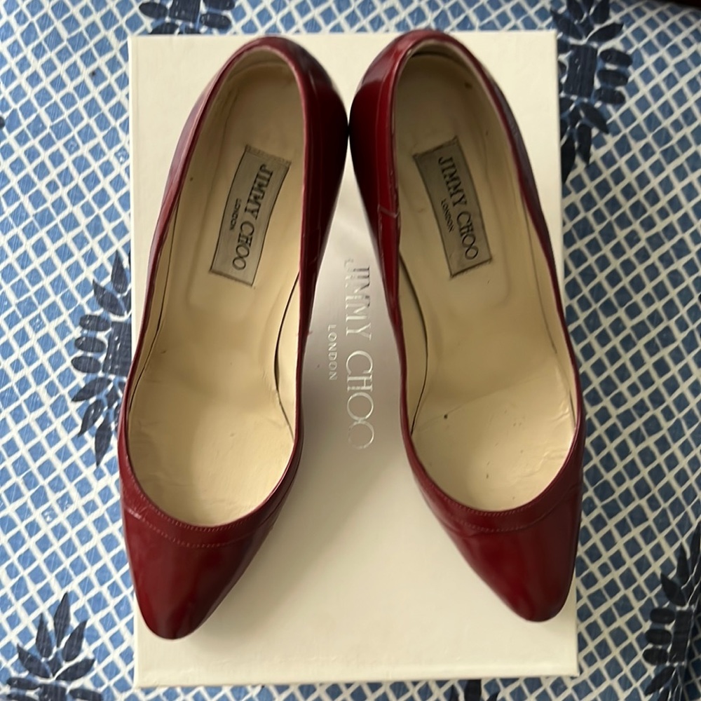 Elegant Red Leather Jimmy Choos SZ 39